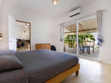 SE VENDE Casa de 2 niveles en Puerto Escondido – ¡Ideal para rentas en Airbnb
