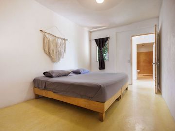 SE VENDE Casa de 2 niveles en Puerto Escondido – ¡Ideal para rentas en Airbnb