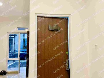 rumah 2 lantai semi furnish di andara vilage