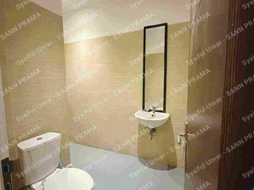 rumah 2 lantai semi furnish di andara vilage
