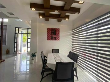 House & Lot w/ POOL & Jacuzzi in Tagaytay Country Homes 3 for SALE! 400 sqm at 35M