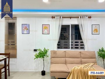 ขายบ้านแฝดสไตล์มินิมอล ปาล์มฮิลล์ ตกแต่งพร้อมอยู่ เฟอร์นิเจอร์ครบครัน ห้วยใหญ่ ชากแง้ว พัทยา