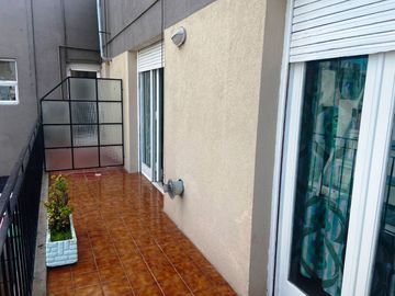 Dpto 2 Amb Gran Balcon en Plaza Colón