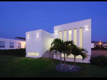 🏡 VENDO LINDA CASA DE PLAYA EL CORAL, Km 94.3 de la Panamericana Sur, CONDOMINIO EL CORAL, a 3 minutos del Boulevard de Asia, 7 DORM