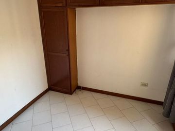 VENDO EN CALI CERCA A LA AUTOPISTA SUR ORIENTAL Y A LA 56 (AV. GUADALUPE) APARTAMENTO EN UNIDAD RESIDENCIAL  BUENO, BONITO Y BARATO, ESTRATO 5, $390M