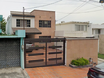VENTA DE EXELENTE CASA EN MONTERREY NUEVO LEON VISTA HERMOSA