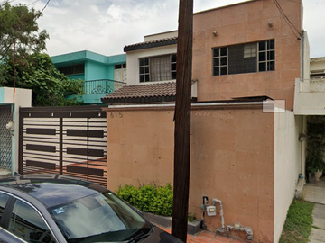 VENTA DE EXELENTE CASA EN MONTERREY NUEVO LEON VISTA HERMOSA
