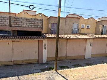 CASA EN VENTA EN QUERETARO