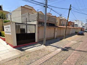 CASA EN VENTA EN QUERETARO