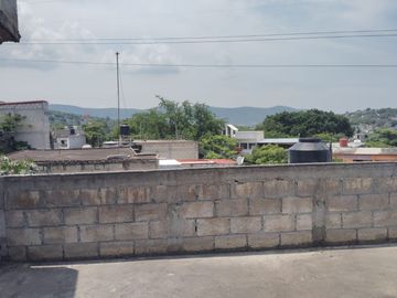 CASA CON DISEÑO ARQUITECTONICO EN OBRA NEGRA, EMILIANO ZAPATA, MORELOS