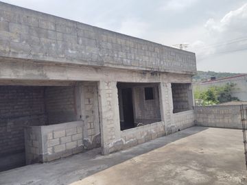 CASA CON DISEÑO ARQUITECTONICO EN OBRA NEGRA, EMILIANO ZAPATA, MORELOS