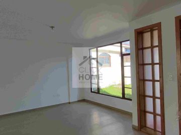 Vendo moderna casa esquinera acogedora por estrenar