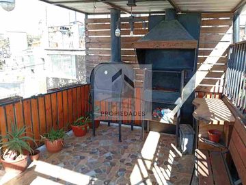 Se vende casa en cerro las monjas Almirante torres, Valparaíso.