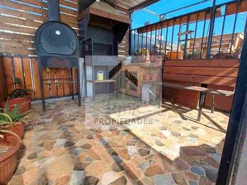 Se vende casa en cerro las monjas Almirante torres, Valparaíso.