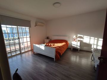 Ituzaingó - Venta - Casa 6 Ambientes
