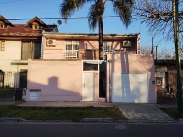 Ituzaingó - Venta - Casa 6 Ambientes