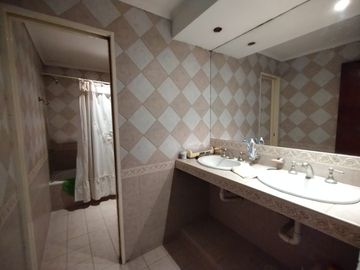 Ituzaingó - Venta - Casa 6 Ambientes