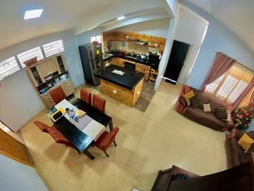 CASA REMODELDA, LA ALBORADA 6ta ETAPA