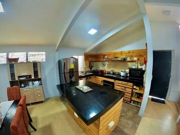 CASA REMODELDA, LA ALBORADA 6ta ETAPA