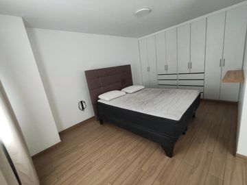 🏡 ¡VENTA DE MODERNO DÚPLEX EN VALLECITO! 🏡