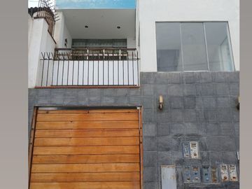 EN VENTA DEPARTAMENTO EN PLAYA ARICA MUY CERCA DEL MAR