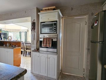 VÓRTICE INMOBILIARIA VENDE CASA EN BARRIO PALMARES, GODOY CRUZ, MENDOZA