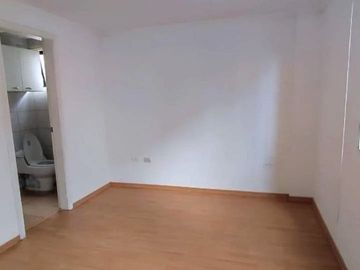 Venta Departamento 2D, Norte de Quito, Sector El Pinar, Conjunto con seguridad 24/7