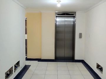 Venta Departamento 2D, Norte de Quito, Sector El Pinar, Conjunto con seguridad 24/7