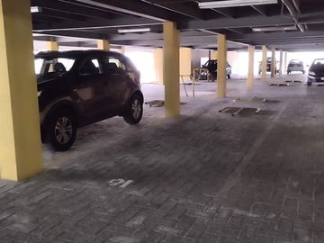 Venta Departamento 2D, Norte de Quito, Sector El Pinar, Conjunto con seguridad 24/7