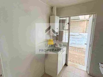 Se vende casa de 4 dormitorios en Belloto. Quilpue.