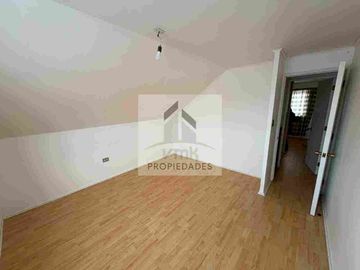 Se vende casa de 4 dormitorios en Belloto. Quilpue.