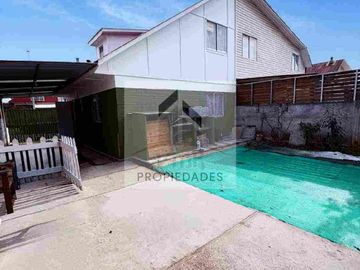 Se vende casa de 4 dormitorios en Belloto. Quilpue.