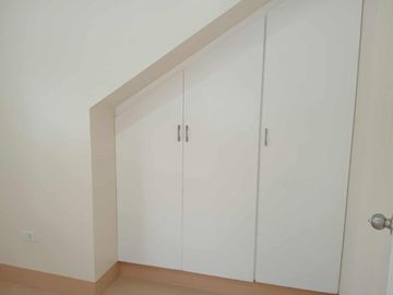 Pre-Owned House & Lot in Buenavista Hills Tagaytay-MC