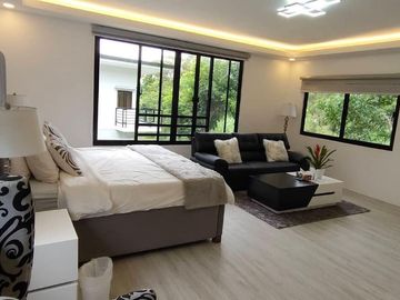 House & Lot For Sale in Buenavista Hills Tagaytay City-MC