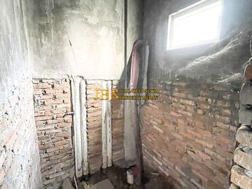 Dijual Ruko 3,5 Tingkat Kondisi Kosong Jalan Perjuangan (Daerah Pancing)
