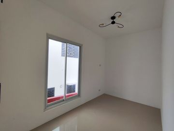 House & Lot For Sale in Tagaytay City-MC