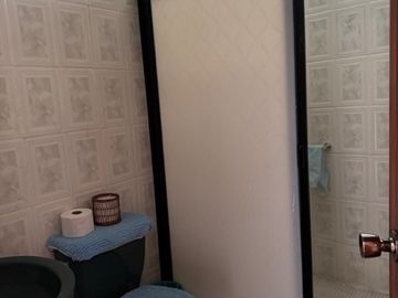 ¡Se Vende Casa Espaciosa en el Corazón de Tecpan!