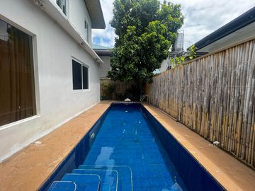 5BR House and Lot for Sale at Alabang Hills Village in Muntinlupa City for 160k per SQM
