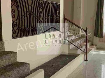 Casa Rentera en Venta, con Locales Comerciales,  en Bellavista  - Guayaquil