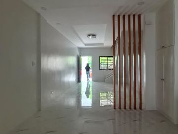 4 bedroom House and lot for Sale in Fortune Marikina near C&B MALL along Champaca