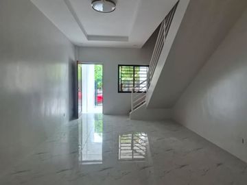 4 bedroom House and lot for Sale in Fortune Marikina near C&B MALL along Champaca