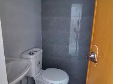 4 bedroom House and lot for Sale in Fortune Marikina near C&B MALL along Champaca
