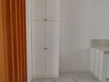 4 bedroom House and lot for Sale in Fortune Marikina near C&B MALL along Champaca