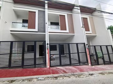 4 bedroom House and lot for Sale in Fortune Marikina near C&B MALL along Champaca