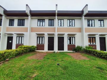 4.7M 2 Storey Townhouse w/2 Bedrooms & Carport- Complete Unit For Sale in Brgy. Inosluban, Lipa City, Batangas