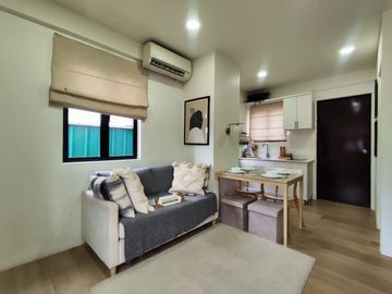 4.7M 2 Storey Townhouse w/2 Bedrooms & Carport- Complete Unit For Sale in Brgy. Inosluban, Lipa City, Batangas