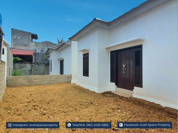 Dijual Rumah di Tanjong Komplek Bulog Dekat Lueng Bata dan Pango - Tanah Super Luas dan Lega!