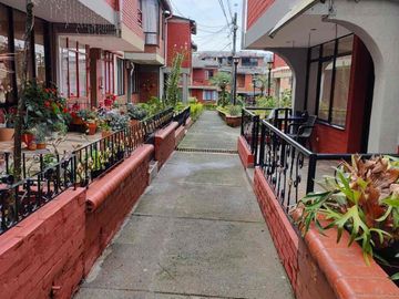 CASA TRIPLEX EN VENTA 126 Mts²    Dosquebradas , Sector Jardin Colonial