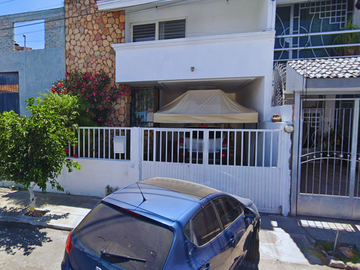 Casa en venta en La Federacha, Guadalajara – Espacios amplios, iluminación y diseño funcional