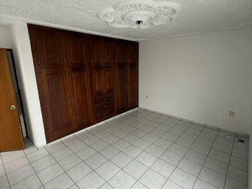 Casa en venta en La Federacha, Guadalajara – Espacios amplios, iluminación y diseño funcional